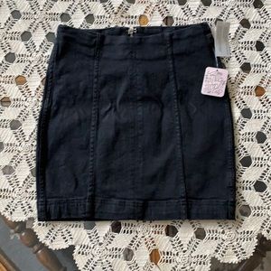 NWT Free People Black stretch mini skirt